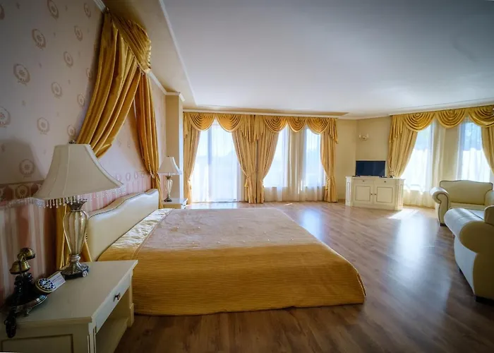 Хотел Family Classic