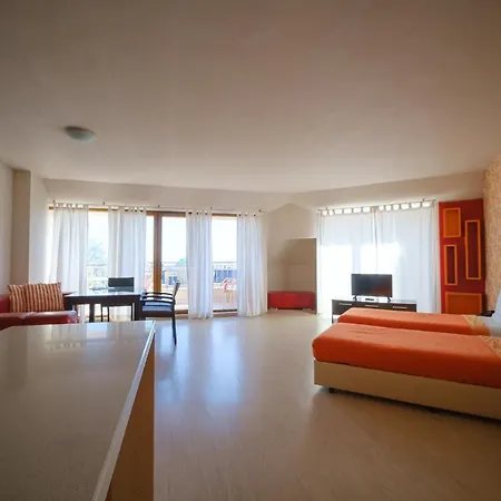 Family Classic Hotel Warna