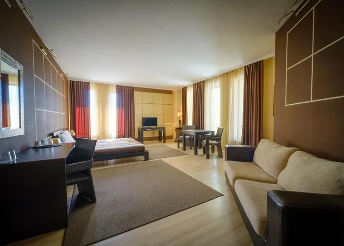 מלון Family Classic וארנה