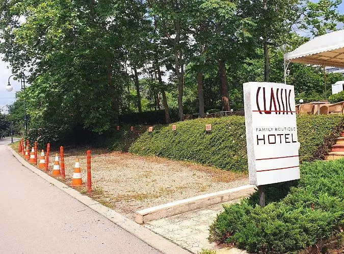 Family Classic וארנה